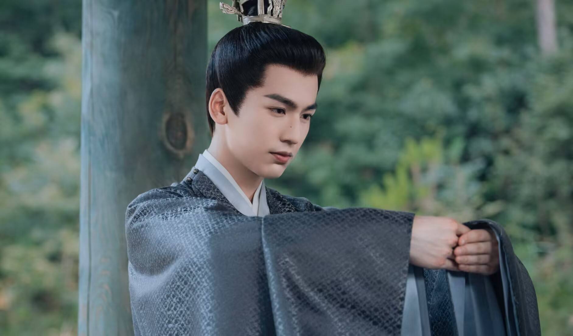 李一桐再启古装新作,携手张凌赫人气拉满,茅子俊,万茜