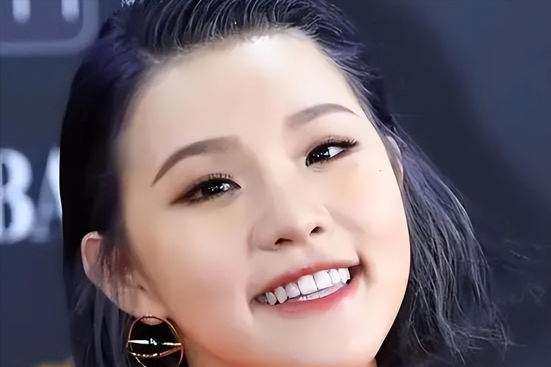 丈夫肌无力母亲抑郁,独自带两娃的谢依霖,如今已度过万难_事业_事情
