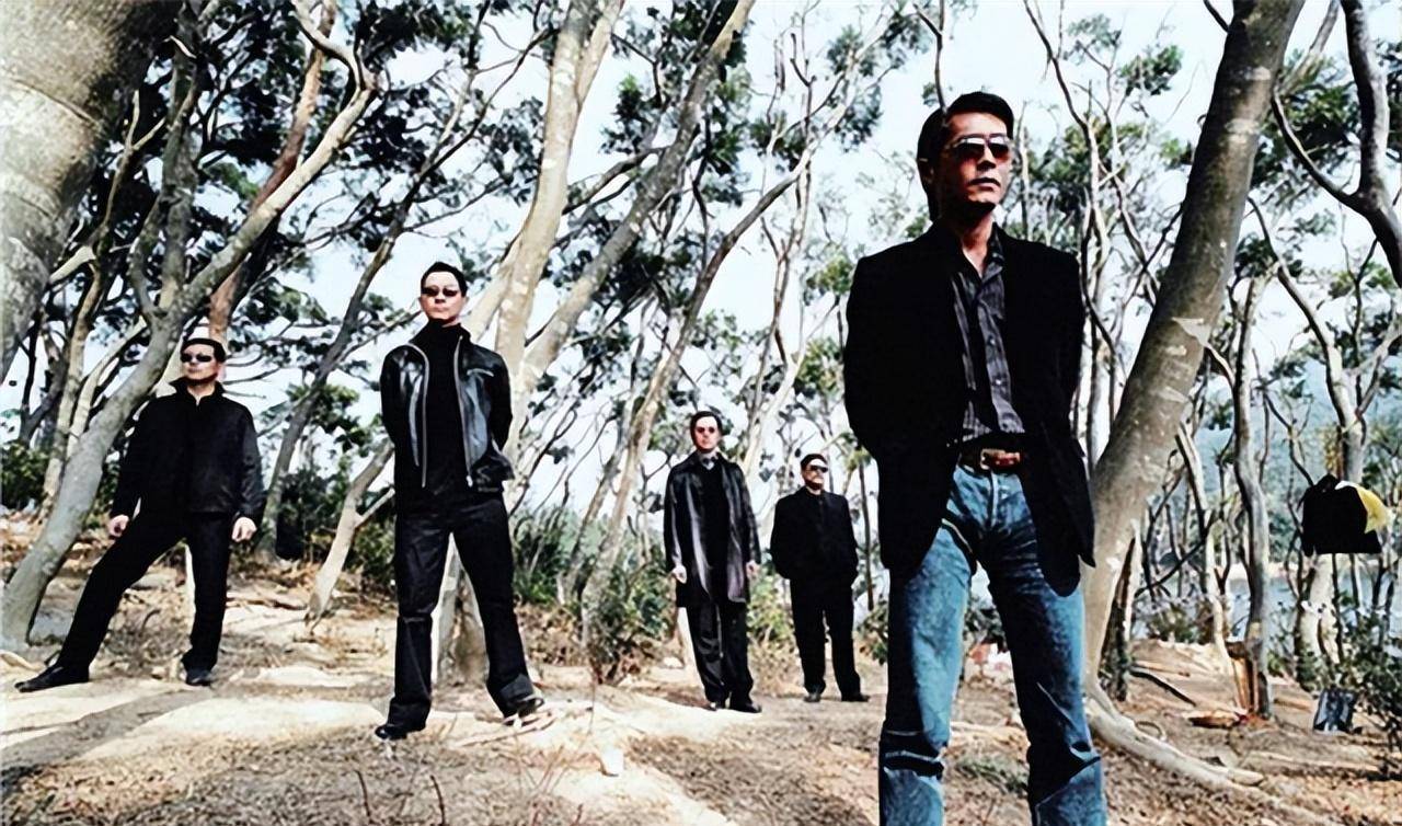 果不其然,退学后的杨玉魁更加肆无忌惮,纠集了社会上的一些闲散青年