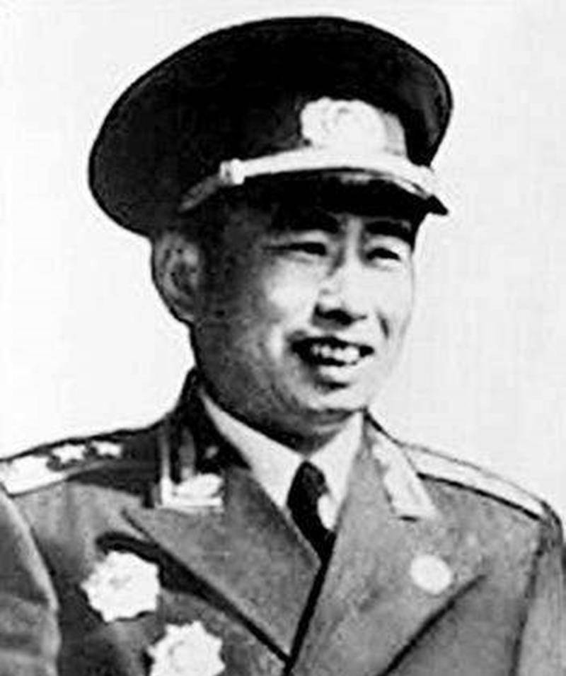 军区分开,陈再道率第二纵队挺进大别山,冀南军区司令员由徐深吉担任