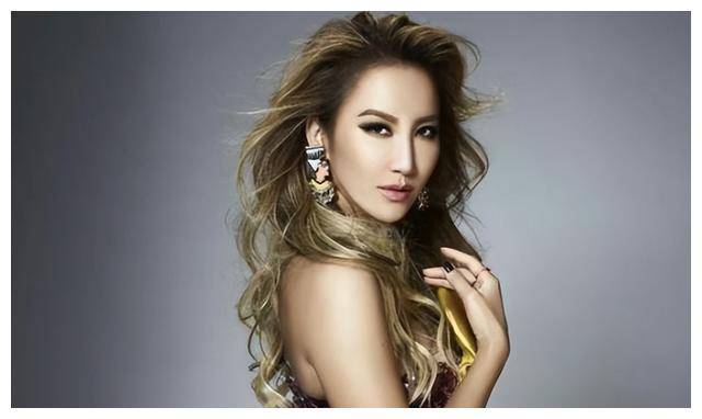 妹妹戴朱砂手串避邪,李玟二姐的"獠牙"惊人曝光!_生活_压力_原因