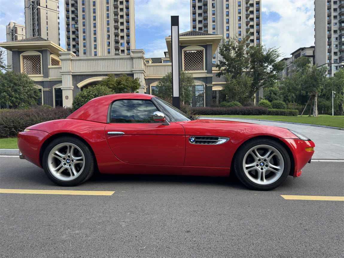 奔驰amg gtr pro,奇缺绿外黑内搭配_搜狐汽车_搜狐网