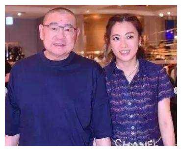 洪汉义兑现了承诺,帮助刘銮雄解决了商业困局,刘銮雄的项目也顺利
