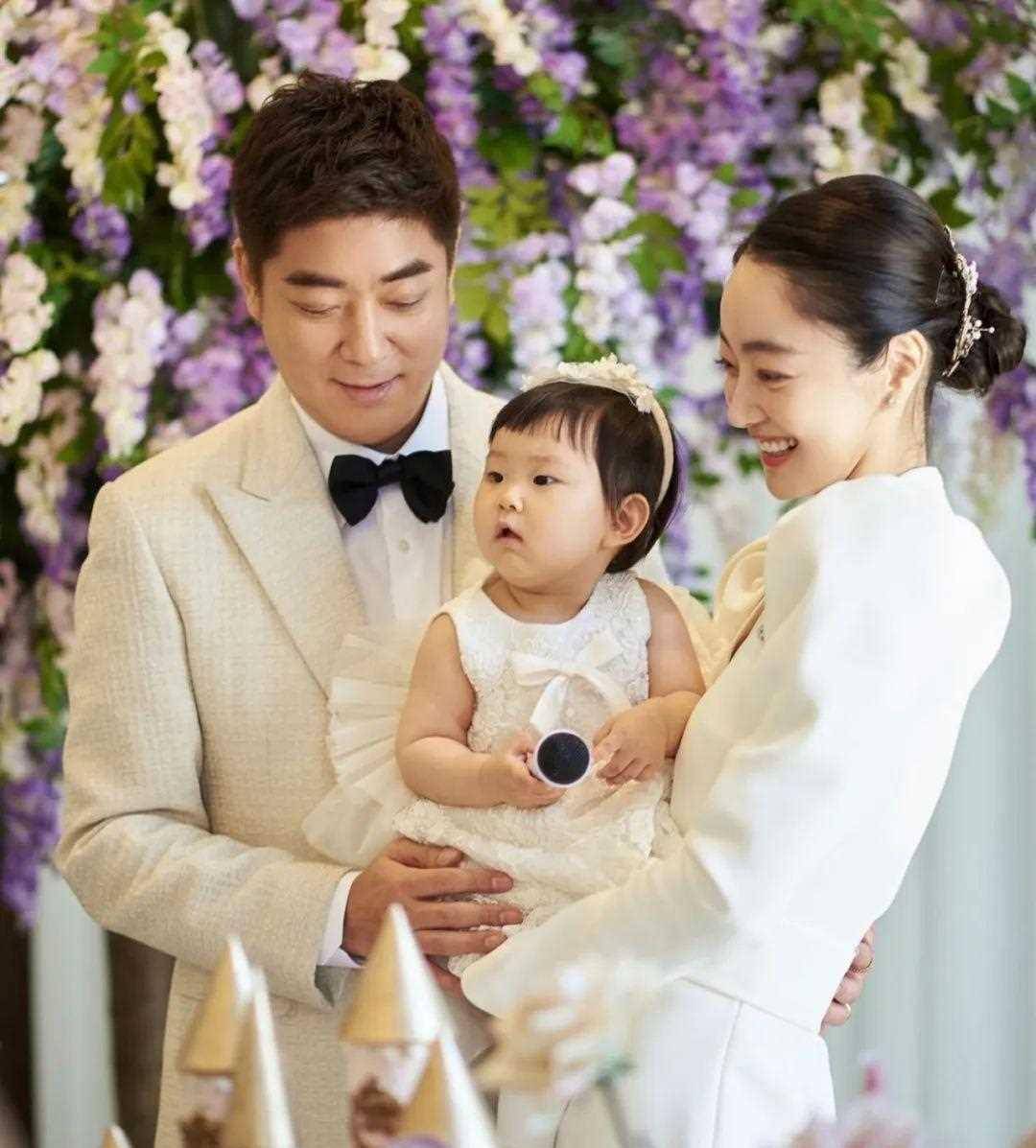 尽管有案件缠身,【法庭内幕大揭秘】7215 金守美的儿子郑明浩却将