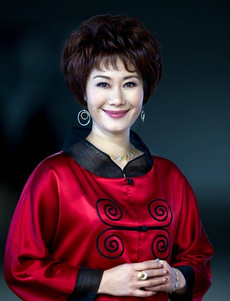 宋小川宋小川著名的京剧演员,工小生,宗叶派,师承著名的京剧表演艺术