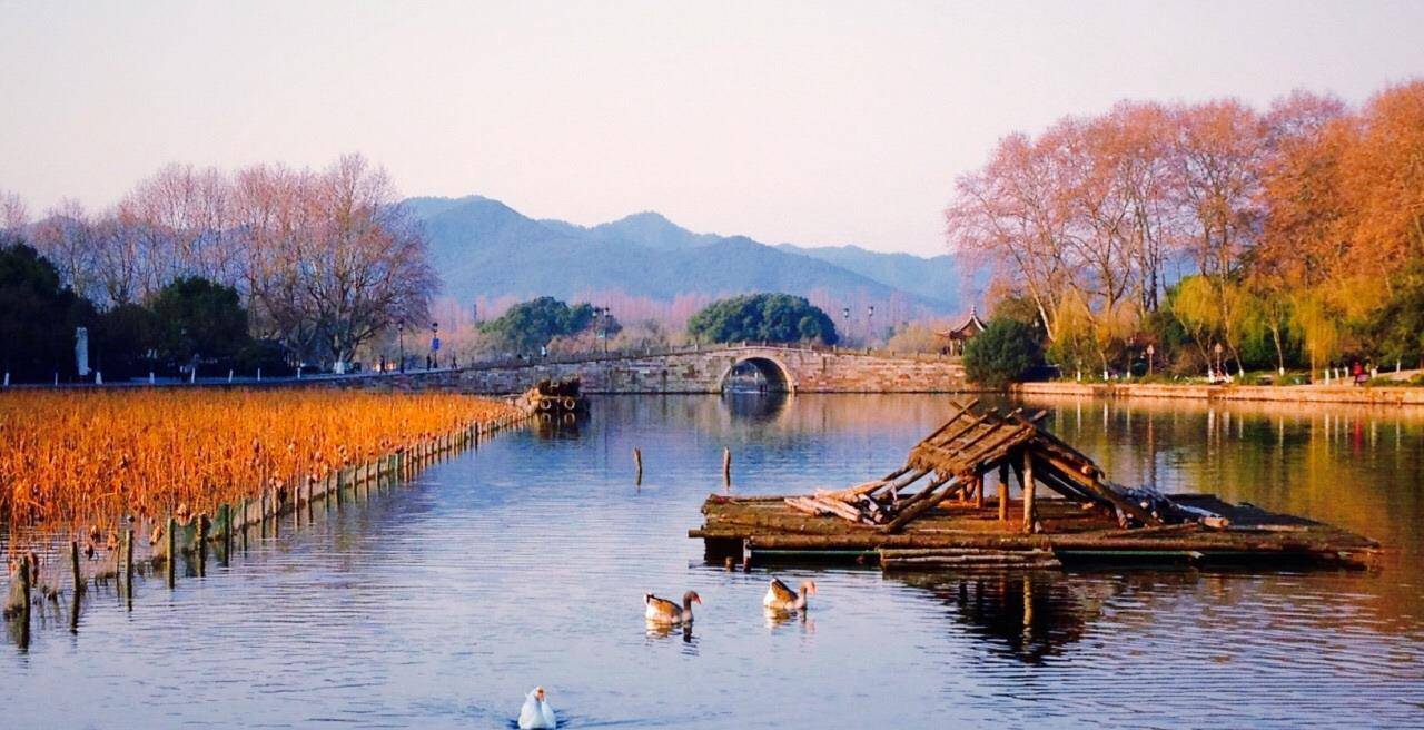 杭州适合男女朋友玩的地方,这3大景点就很不错,很适合