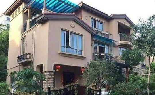 闺蜜嫁了个农村土豪,参观她的大别墅婚房,绝对让很多!