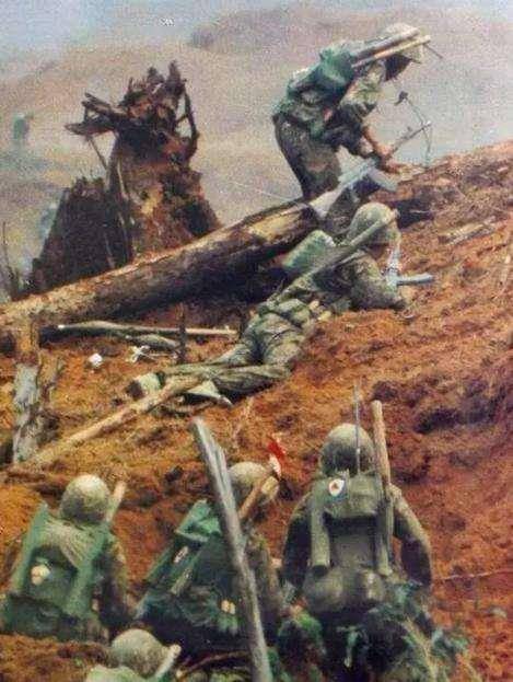 两山轮战中,32师被"三不主动"捆住手脚,为抓战机只好先斩后奏_报告