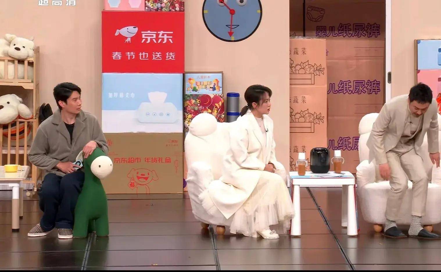 岳云鹏和沈腾,两个"混子"演员,在2024年春晚上彻底现