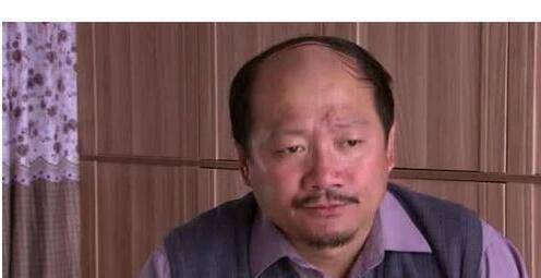 的"谢广坤"更是老得不能看,头发几乎掉了一半,成为一个标准的"地中海"