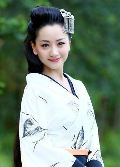 盘点身高不够颜值来凑的6位女明星,有的1米53,有的甚至被质疑1米49