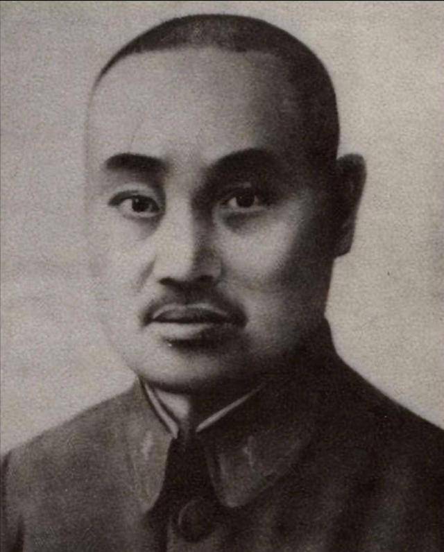 五千川军死守滕县,师长王铭章腹中七弹殉国,仅17名