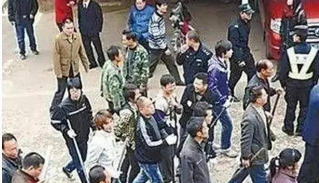 "济南土皇帝"徐宗涛:从小混混走到政协委员,犯罪材料