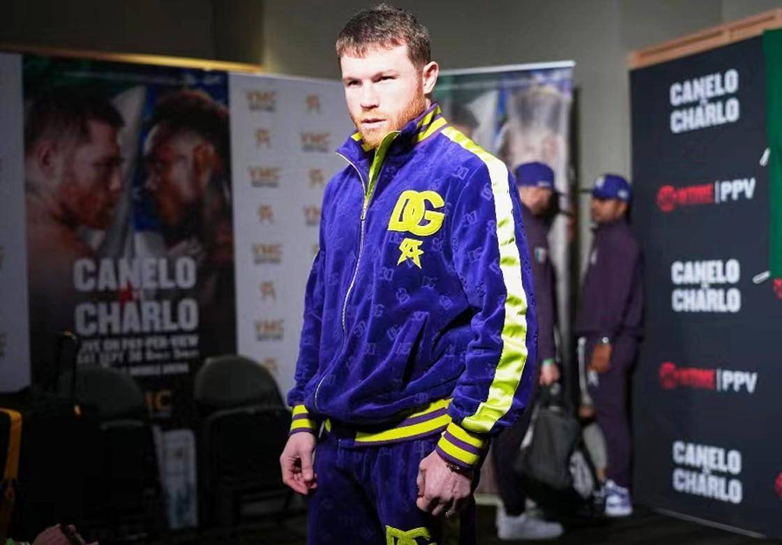 阿瓦雷兹正式开启谈判:对手并非拳王查洛,而是重炮手