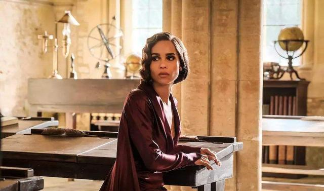 为了向市场妥协,罗琳在哈利波特系列中"吃书"的三大