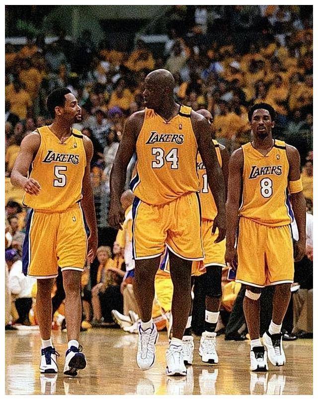 幼鲨时期球衣退役,奥尼尔仍当之无愧成为队史第一!