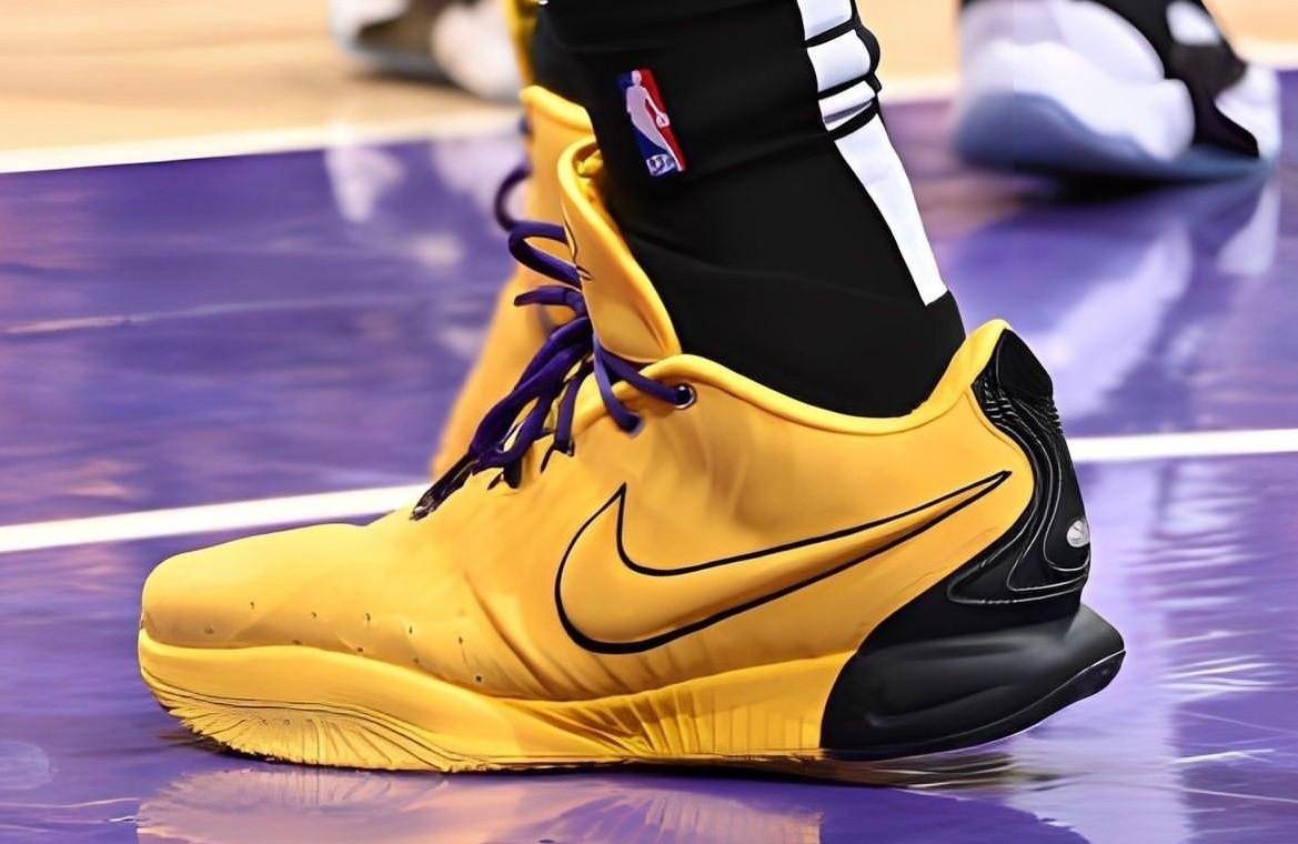 每日nba球星上脚球鞋24年2月9日_nike_adidas_洛杉矶湖人队