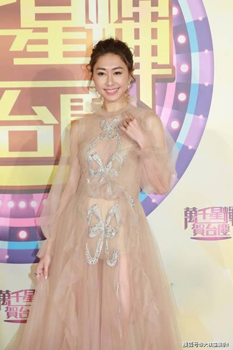 当内地女星与香港女星撞衫,当年被津津乐道的港风,竟