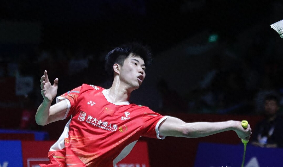 羽毛球亚锦赛:3比2,男双建功,王正兴获胜,国羽逆转