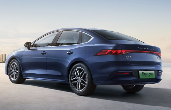 比亚迪秦plus dmi推出荣耀版 或卖7.98万