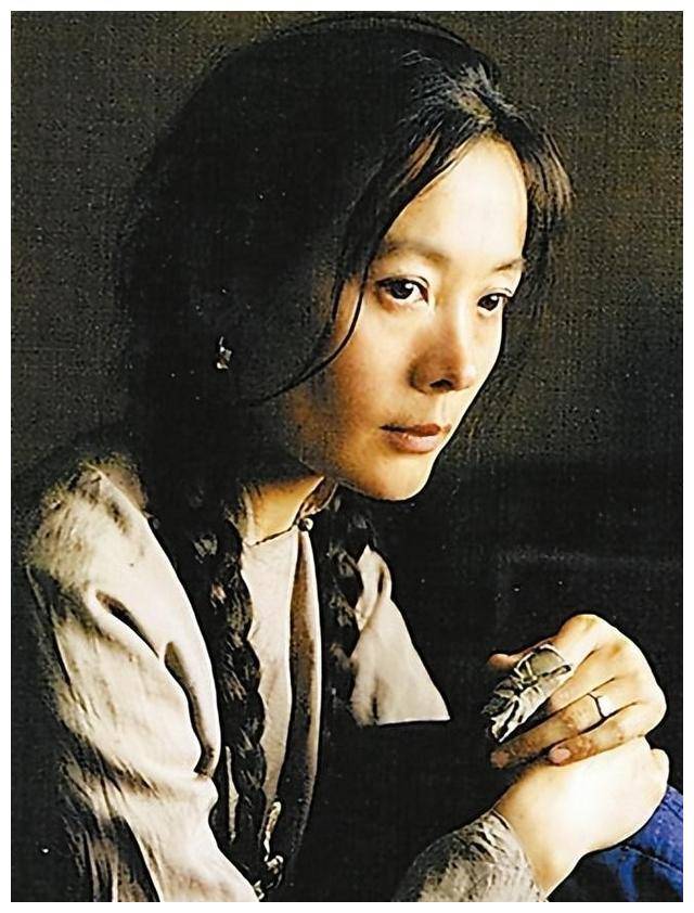 《父母爱情》中的她,曾与刘晓庆齐名,如今过上美满生活.