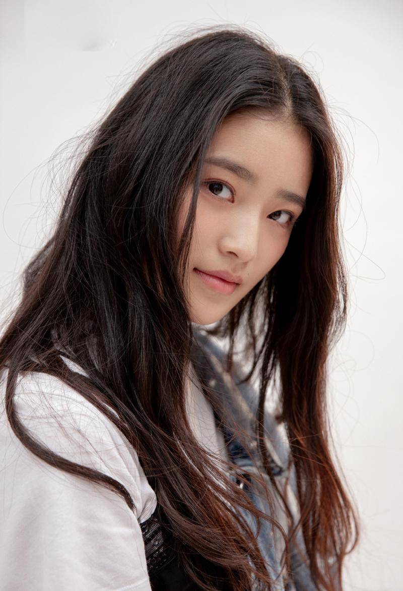 林青霞女儿惊艳登场!继承母亲颜值基因,网友:等待值得