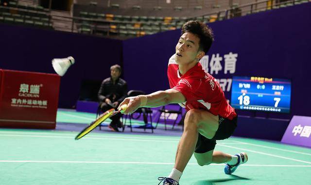 国羽男双2连败,男团3:2险胜,有惊无险,锁定亚