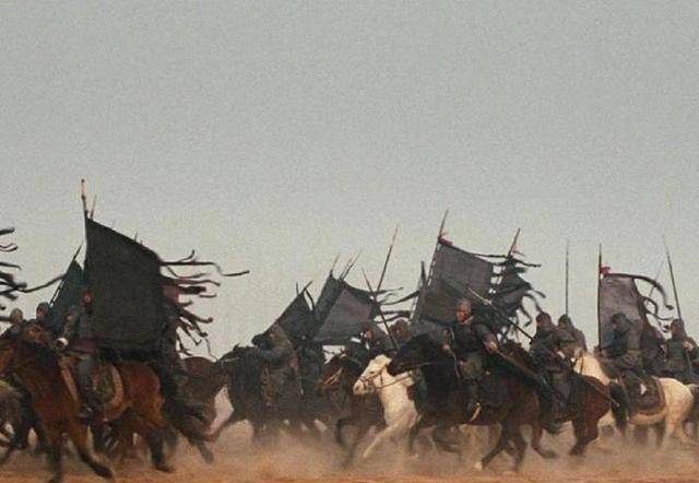 也正是因为如此,古代才会出现首排士兵悍不畏死冲锋的场景.