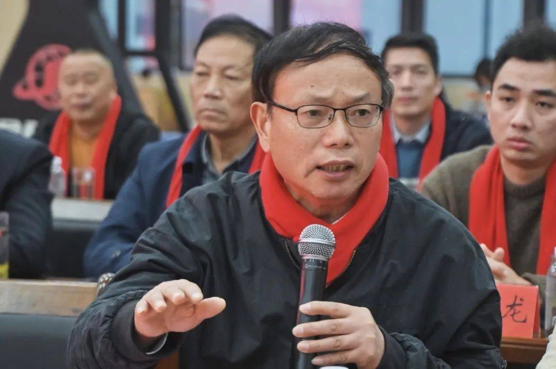 浙江省乐清市芙蓉镇举办"汇聚乡贤心 共筑发展梦"新春乡贤座谈会_家乡