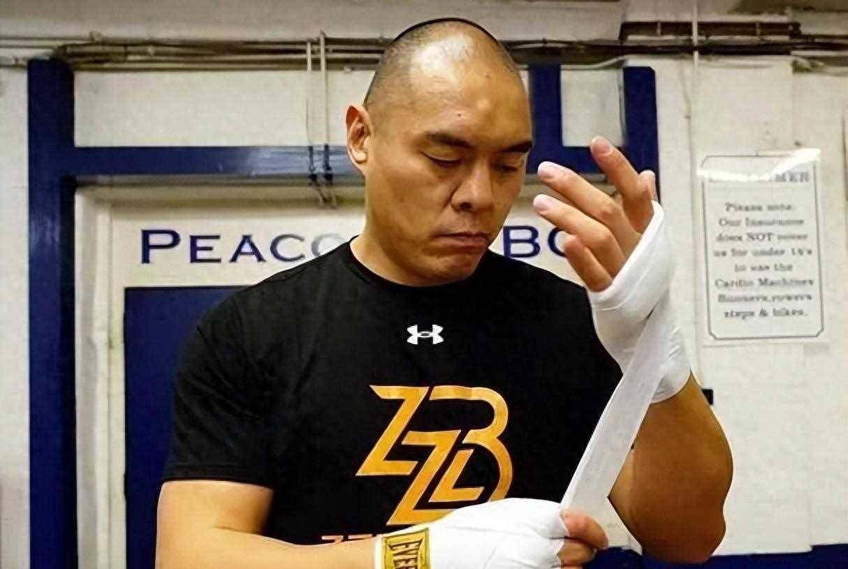 他的跨界影响力不仅体现在拳击领域,更在其他领域拥有着广泛的影响力.