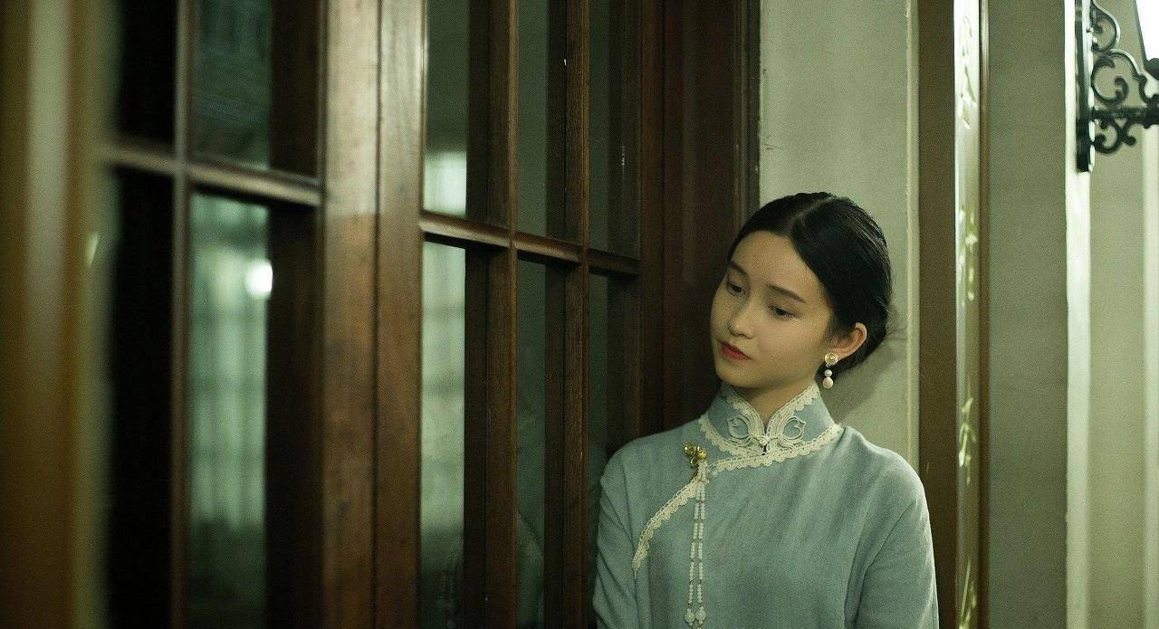 这让妙龄少女张怀英情何以堪?