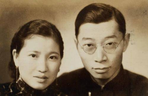 丈夫婚后出轨女演员,妻子却主动邀情敌住家里,47岁还