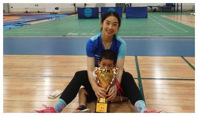 羽坛美女王适娴婚后追求幸福,再现教坛光辉!_谌龙_奥运会_事业