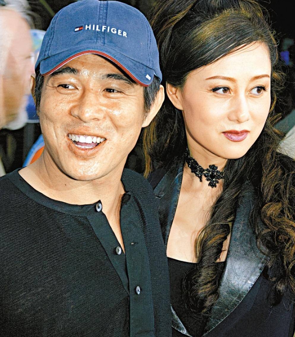 李连杰,利智近照惊人变化,77岁狄龙精神抖擞,王祖贤悠闲自在_洪金宝