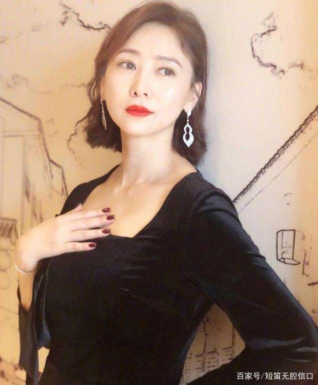 他们二人因为拍摄了一场古装戏而结识,古天乐也是对翁虹念念不忘,于是