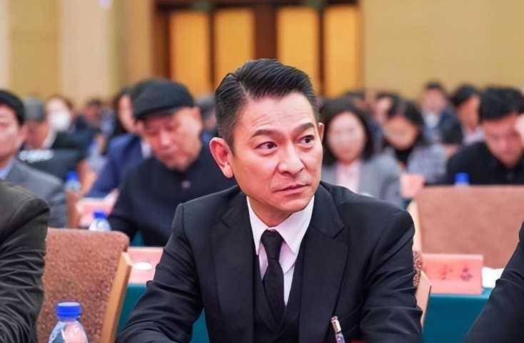 刘德华直播在线173万,直言自愧不如_电影_宣传_社交