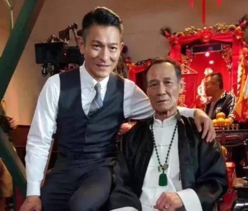 这几位香港黑帮大佬在电影里演自己,古惑仔陈浩南的