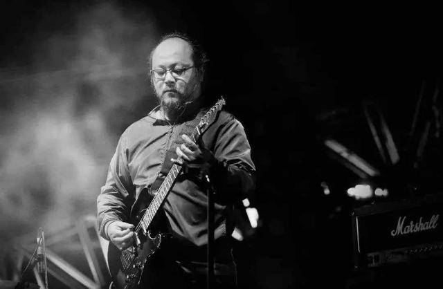 53岁的窦唯,治好了我的精神内耗_音乐_人生_人们