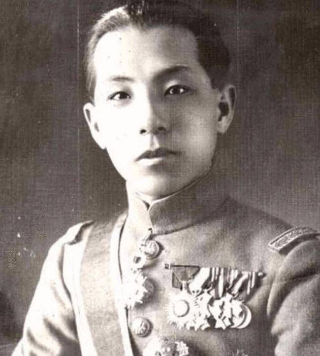 杜月笙遭人绑架,劫匪索要40万银元,幕后主使 居然是自己把兄弟_刘航琛