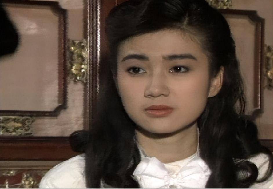 我们熟悉的她早已离世,29岁与男友坠机而亡,双双殒命大海之中_王玉玲