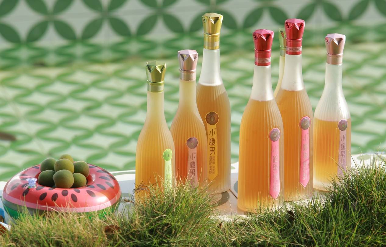十大果酒品牌盘点:从经典梅见到创新小暖男,品味别样果酒醇香_酿造