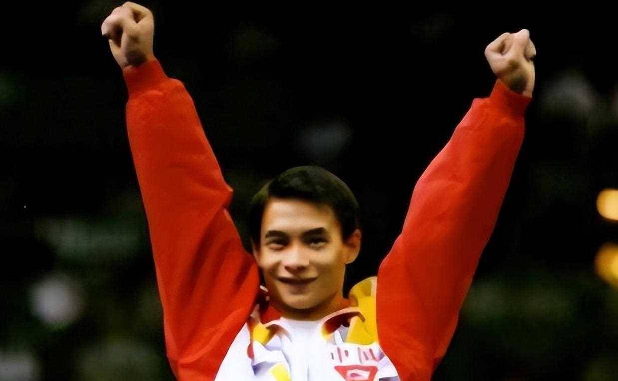 体操兄弟李小双李大双,两人头发都已花白,结婚多年都没有孩子