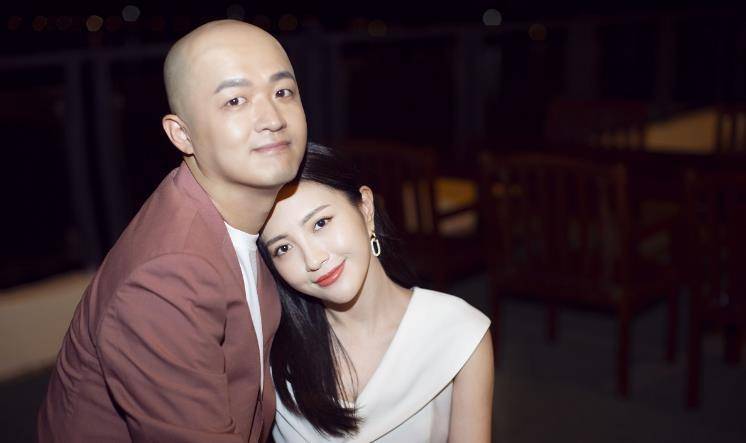 柳岩同居生活大公开!