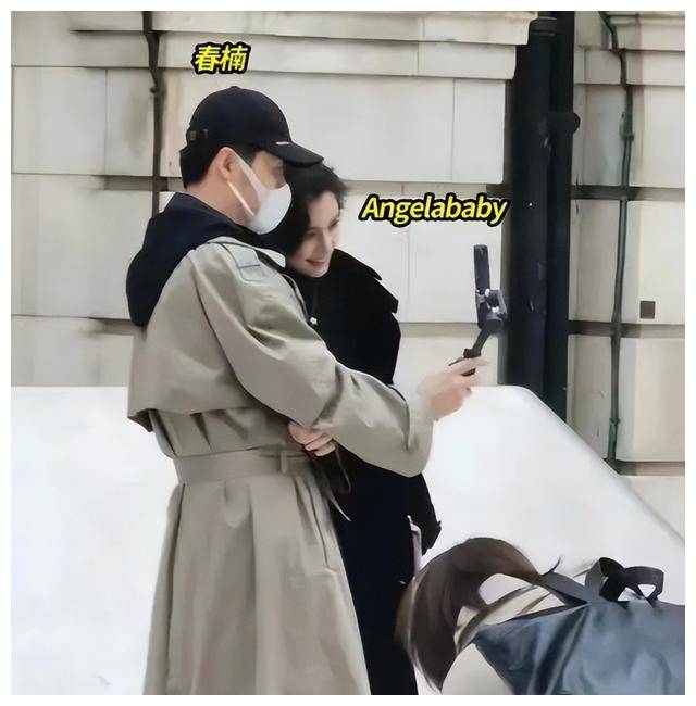 angelababy奢侈品亮相伦敦,与混血男孩合影,完美身材引热议.