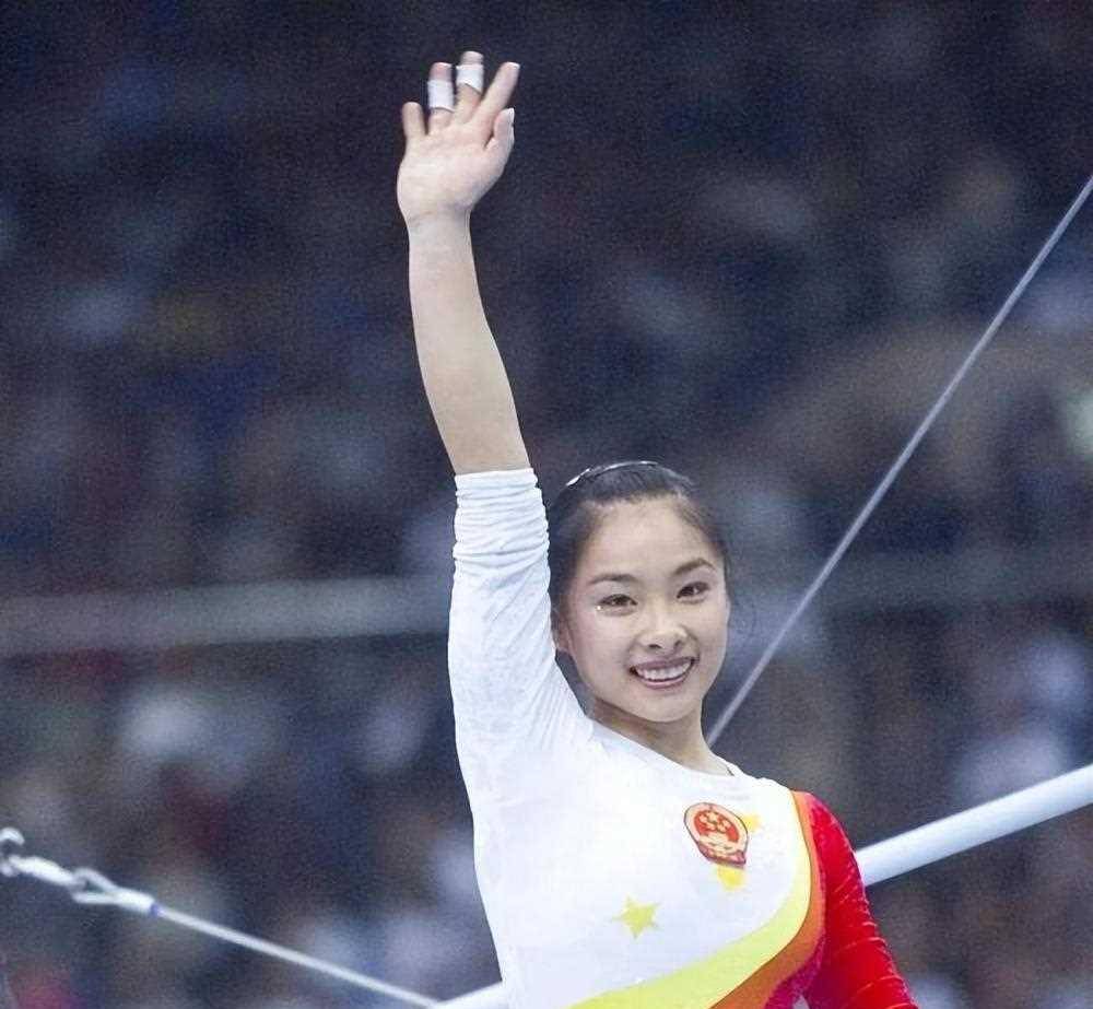 45岁奥运冠军刘璇近况:嫁入豪门被宠成少女,如今已是霸道女总_人生