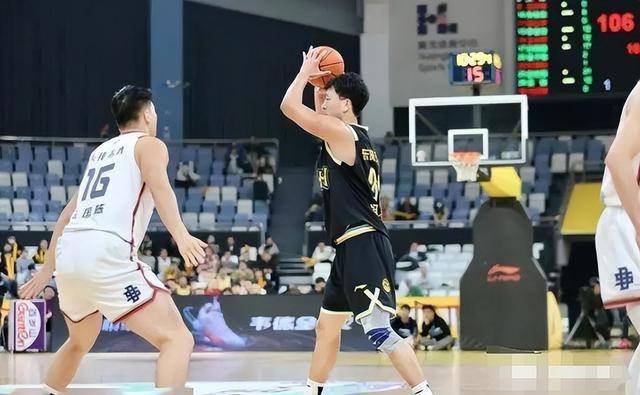 赵岩昊21分,广厦六将齐发力,轻松击退同曦!_比赛_南京_浙江