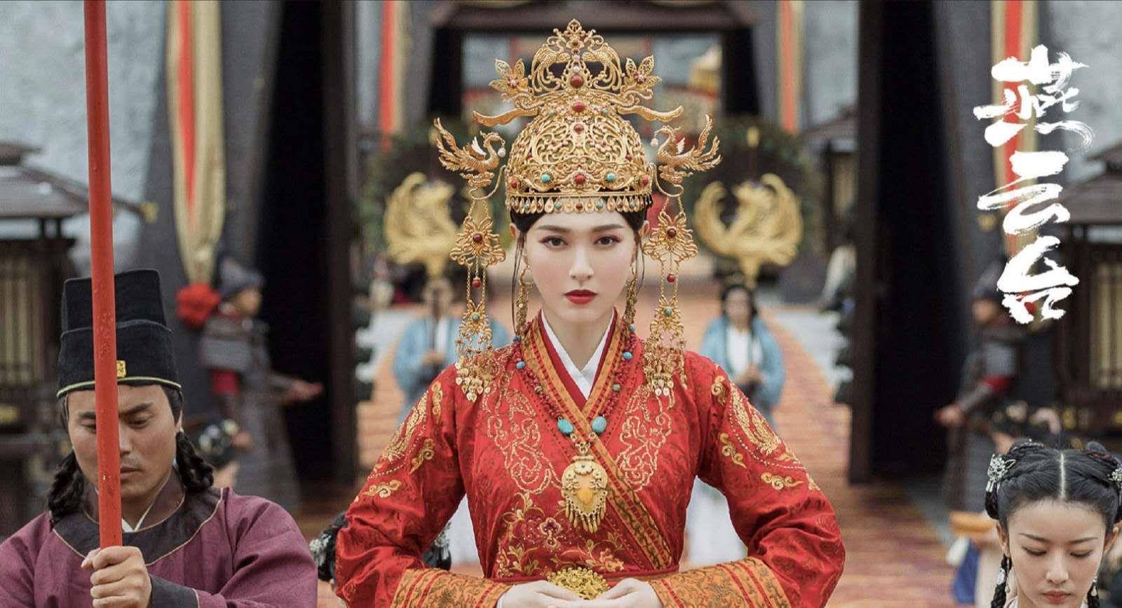 这部电视剧《燕云台》是一部典型的大女主剧,唐嫣作为c位女主角在剧中