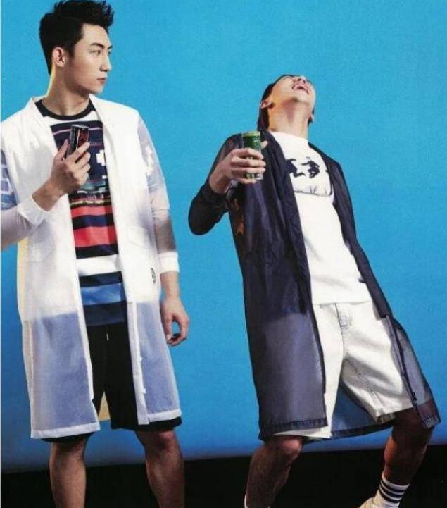 黄景瑜:服务员到当红小生,风光背后的泪水,从不敢在父母面前流_工作