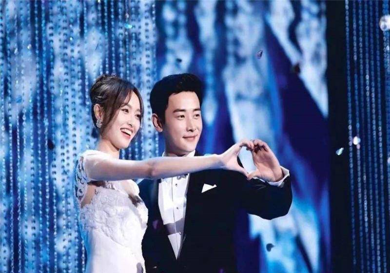 唐嫣罗晋结婚两周年!浪漫约会幸福甜蜜,真让人羡慕._时候_女儿_照片