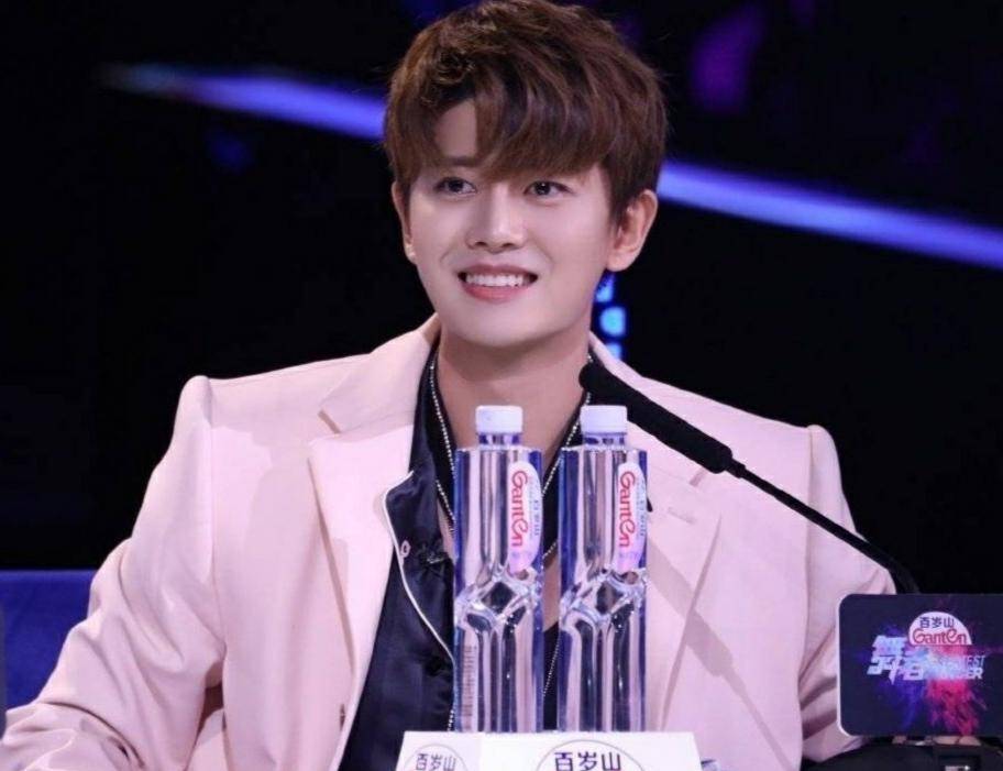 任嘉伦说出谢娜五个优秀,来了一波自黑,真是实诚的小伙子_智慧_优点